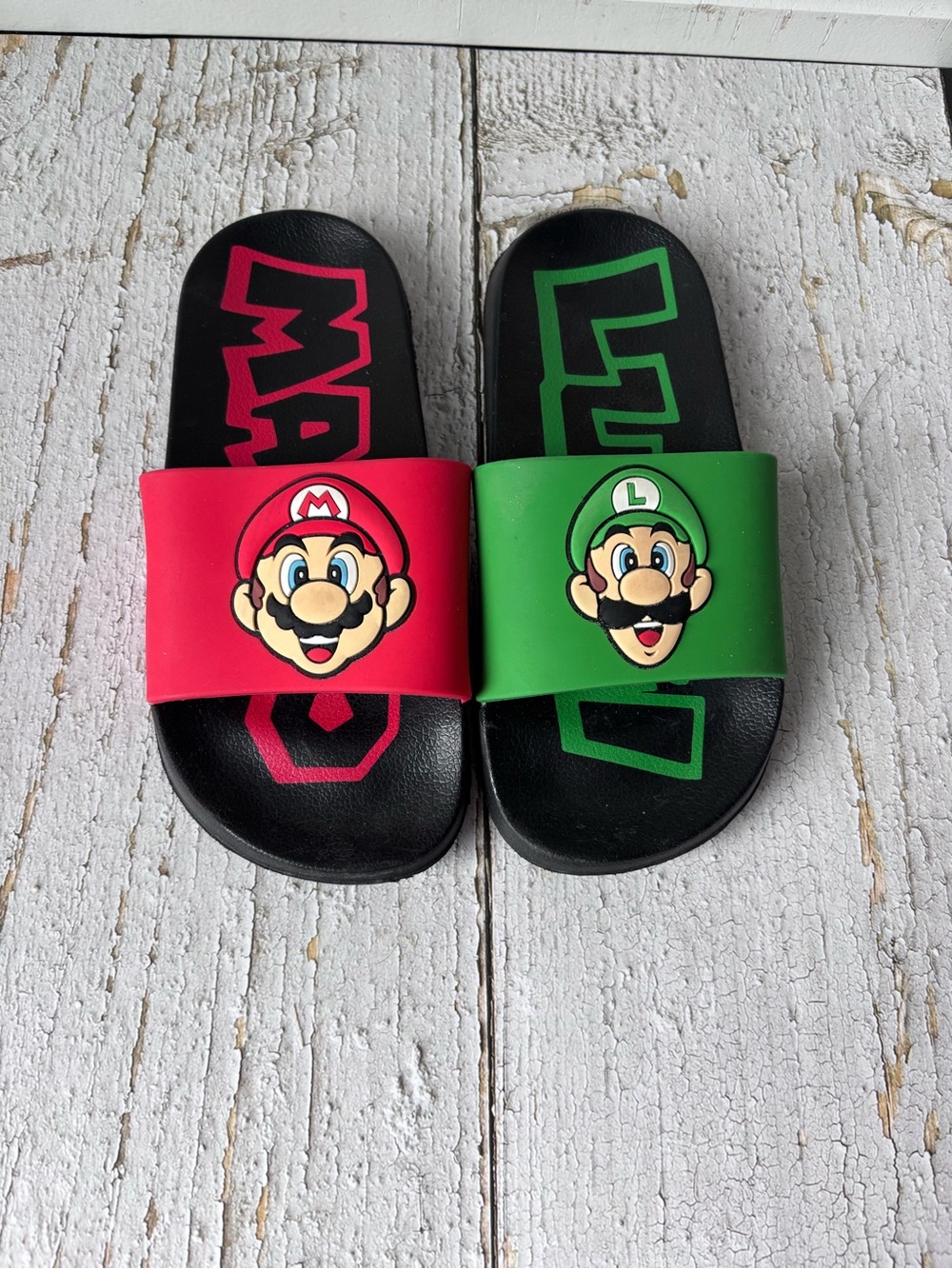 Nintendo Kids Mario & Luigi Black Slide Sandals with Red and Green Straps